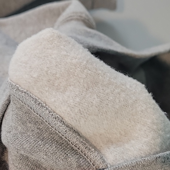 University of Michigan Champion Eco Fleece Crew neck Holiday Sweatshirt small - Picture 5 of 5